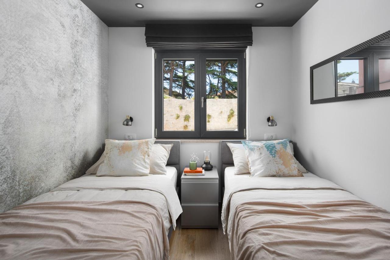City Walls Apartment Novigrad Istria Buitenkant foto