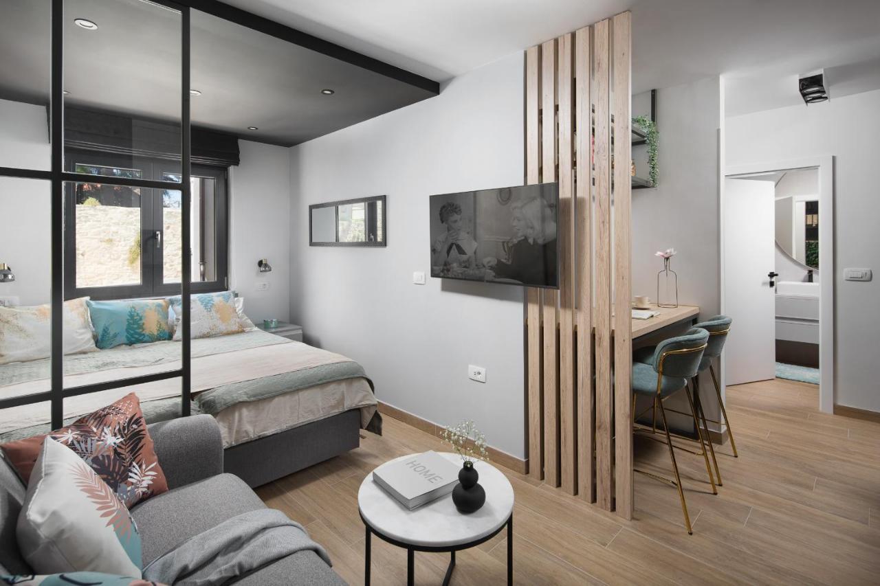 City Walls Apartment Novigrad Istria Buitenkant foto